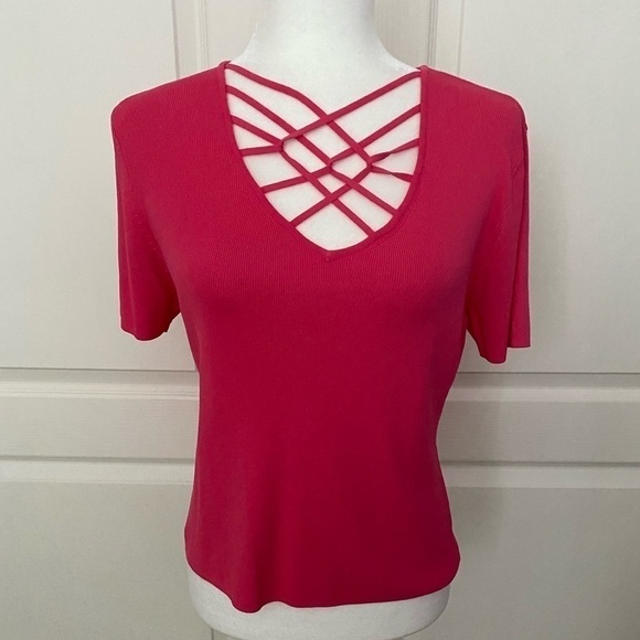Larry Levine Pink Short Sleeve Top - Picture 1 of 6